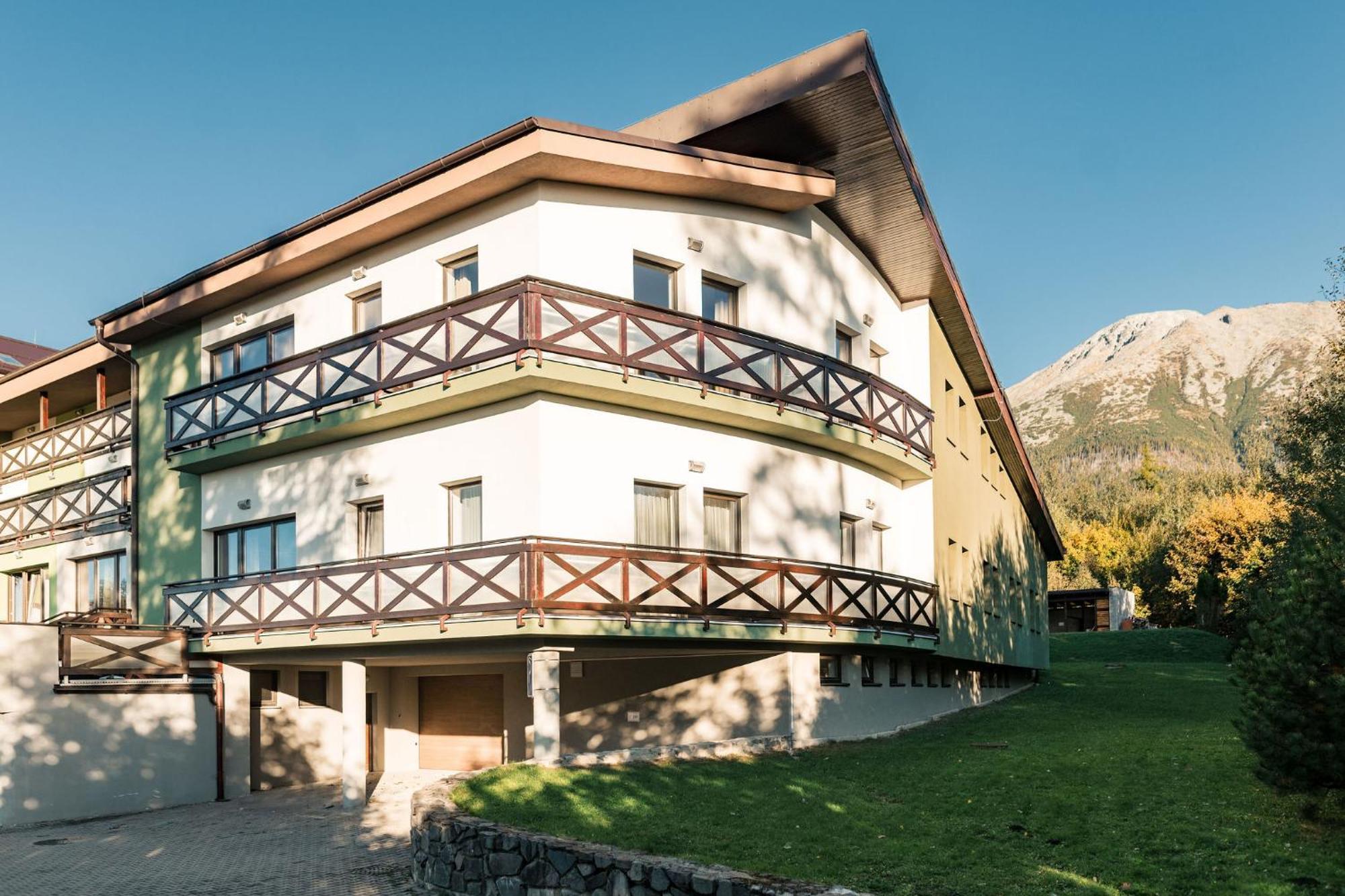 Vysoké Tatry Apartmanovy Dom Familia Smokovec מראה חיצוני תמונה